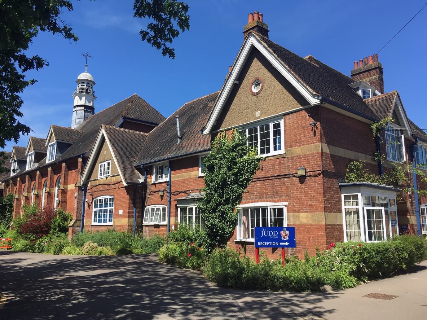 The Judd School building and grounds